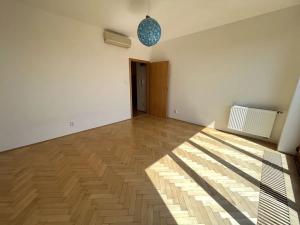 Pronájem bytu 4+kk, Praha - Smíchov, U Plátenice, 152 m2