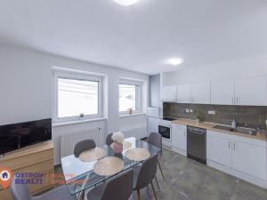 Prodej apartmánu, Staré Město - Stříbrnice, 375 m2