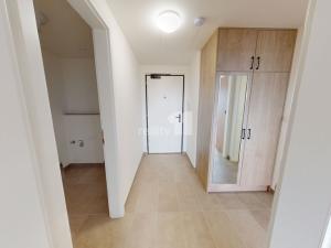 Pronájem bytu 2+kk, Praha - Kamýk, Zimova, 52 m2