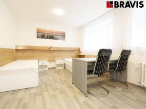 Pronájem bytu 1+kk, Brno - Pisárky, Hroznová, 28 m2