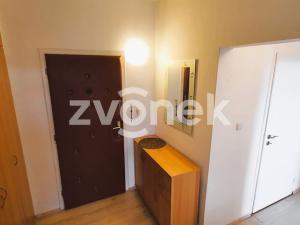 Prodej bytu 2+1, Zlín, Okružní, 62 m2