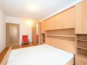 Pronájem bytu 2+kk, Praha - Žižkov, Kališnická, 49 m2