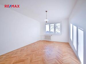 Prodej bytu 2+1, Mariánské Lázně, Kubelíkova, 68 m2