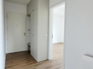 Pronájem bytu 3+kk, Praha - Hostivař, U hostivařského nádraží, 126 m2