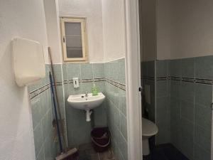 Pronájem obchodního prostoru, Praha - Vršovice, 28. pluku, 75 m2