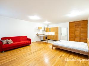 Pronájem bytu 1+kk, Praha - Letňany, Kostomlatská, 49 m2