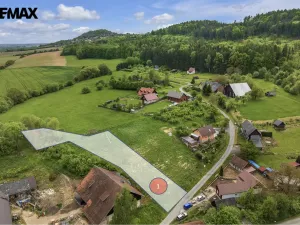 Prodej pozemku pro bydlení, Podhradí, 1400 m2