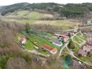 Prodej zemědělské usedlosti, Chroboly - Lučenice, 200 m2