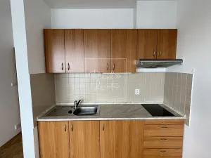 Pronájem bytu 1+kk, Praha - Prosek, Na vyhlídce, 37 m2