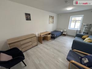 Pronájem bytu 3+1, Církvice, 100 m2