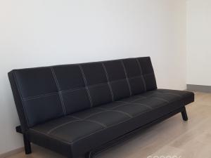 Pronájem bytu 2+kk, Praha - Dolní Měcholupy, Kryšpínova, 60 m2