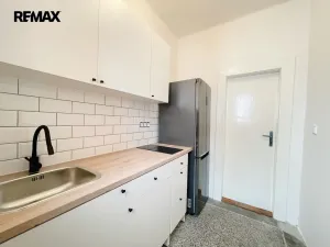 Pronájem kanceláře, Lety, 100 m2