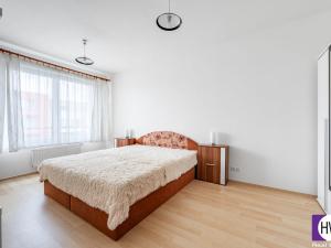 Prodej bytu 2+kk, Praha - Letňany, Hlučkova, 61 m2