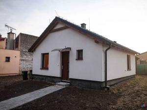 Pronájem rodinného domu, Pardubice - Studánka, Lesní, 60 m2