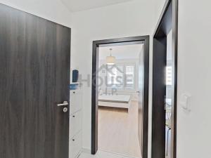 Prodej bytu 2+kk, Praha - Hlubočepy, Vítové, 51 m2
