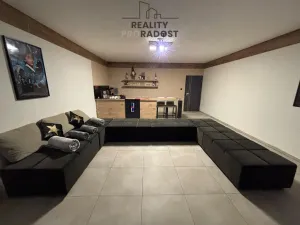 Prodej ubytování, Andělská Hora, 530 m2