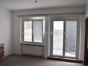 Pronájem bytu 4+kk, Hluboká nad Vltavou, nám. Čsl. armády, 110 m2