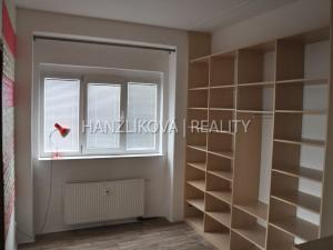 Pronájem bytu 4+kk, Hluboká nad Vltavou, nám. Čsl. armády, 110 m2