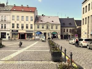 Pronájem restaurace, Turnov, náměstí Českého Ráje, 120 m2