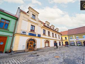 Pronájem komerční nemovitosti, Slaný, Soukenická, 100 m2