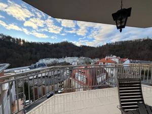 Prodej bytu 4+kk, Karlovy Vary, Tylova, 212 m2