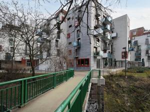 Pronájem bytu 1+kk, Praha - Vršovice, Vršovická, 46 m2