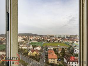 Pronájem bytu 1+1, Praha - Kobylisy, Třeboradická, 30 m2