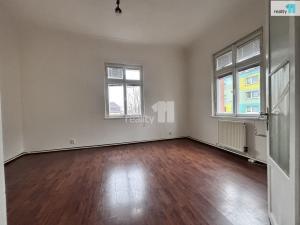 Pronájem bytu 2+kk, Nový Bor, Husova, 60 m2