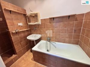 Pronájem bytu 2+kk, Nový Bor, Husova, 60 m2