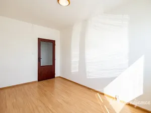 Pronájem bytu 2+kk, Praha - Petrovice, Lessnerova, 43 m2