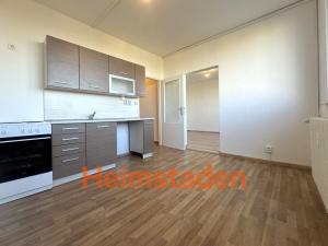 Pronájem bytu 1+kk, Karviná - Hranice, Slovenská, 35 m2