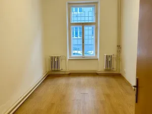 Prodej ordinace, Praha - Libeň, Turnovská, 75 m2