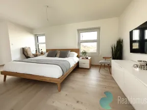 Prodej bytu 4+kk, Vráto, Na Pěšině, 96 m2