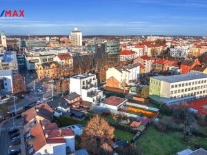 Prodej garážového stání, Hradec Králové - Pražské Předměstí, Gočárova třída, 13 m2