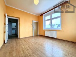 Prodej bytu 3+1, Tachov, Tovární, 82 m2