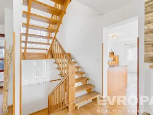 Prodej rodinného domu, Ústí nad Labem - Hostovice, Hostovická, 250 m2