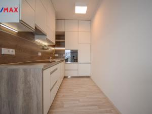 Pronájem bytu 2+kk, Hradec Králové - Pražské Předměstí, V Koutech, 62 m2