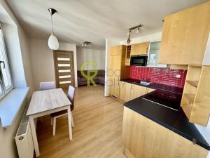 Pronájem bytu 2+kk, Praha - Nusle, U křížku, 47 m2