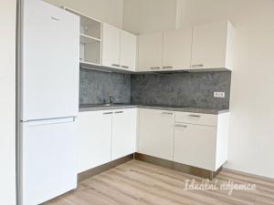 Pronájem bytu 1+kk, Brno, Gajdošova, 29 m2