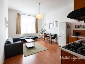 Pronájem bytu 2+kk, Praha - Vinohrady, Na Folimance, 50 m2