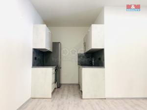 Prodej bytu 1+kk, Loděnice - Jánská, 29 m2