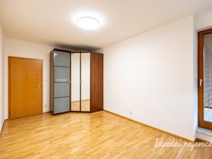 Pronájem bytu 2+1, Praha - Hrdlořezy, Hrdlořezská, 64 m2