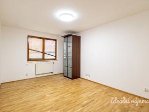 Pronájem bytu 2+1, Praha - Hrdlořezy, Hrdlořezská, 64 m2