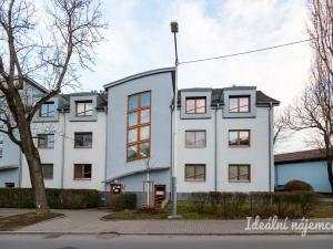 Pronájem bytu 2+1, Praha - Hrdlořezy, Hrdlořezská, 64 m2