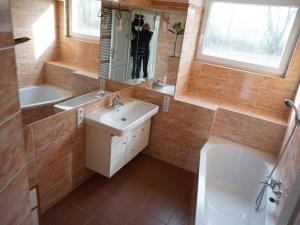 Pronájem bytu 3+kk, Červený Újezd, Hájecká, 90 m2