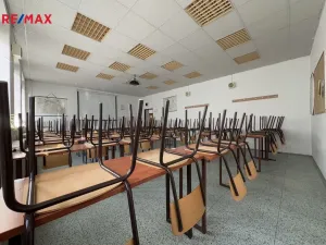 Prodej komerční nemovitosti, Kunovice, Osvobození, 1573 m2