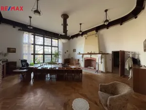 Prodej komerční nemovitosti, Kunovice, Osvobození, 3040 m2