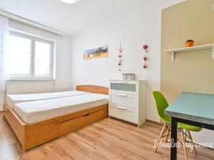 Pronájem bytu 2+kk, Brno, Jánošíkova, 39 m2