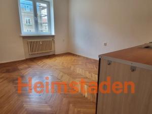 Pronájem bytu 1+kk, Havířov - Město, Marxova, 24 m2