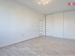 Prodej bytu 2+1, Karviná - Nové Město, Čapkova, 64 m2